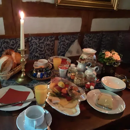 Altfraenkische Weinstube بيت ضيافة