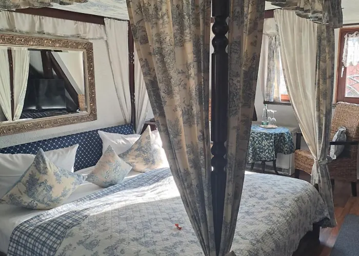 ゲストハウス アルトフラエンキルヒェ ヴァインシュトゥーベ ローテンブルク・オプ・デア・タウバー