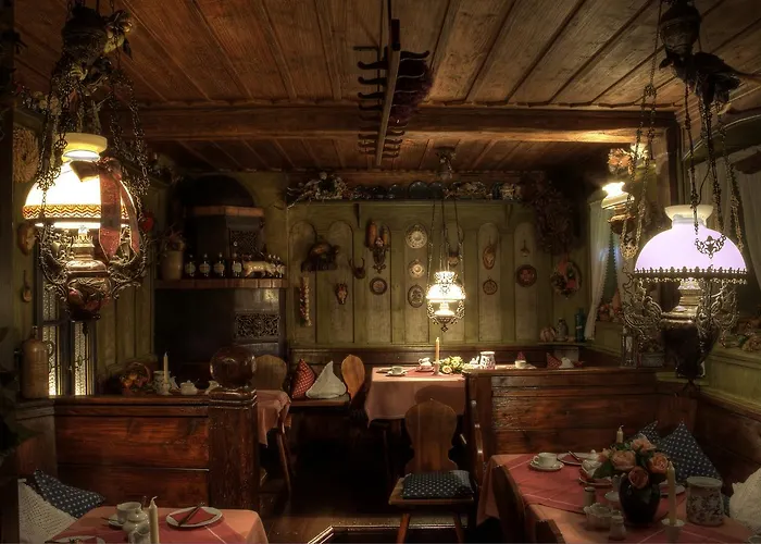 アルトフラエンキルヒェ ヴァインシュトゥーベ ゲストハウス 3*